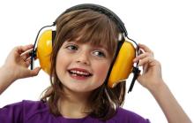 hearing yellow earphones